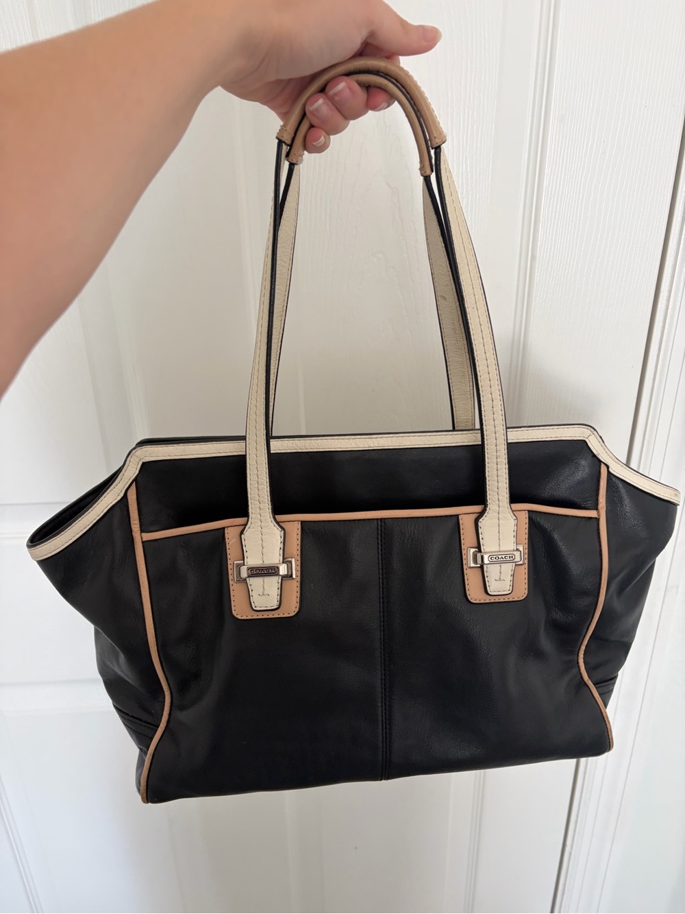 Coach Black Leather Tote with Cream Handles and Tan Trim - Picture 2 of 7